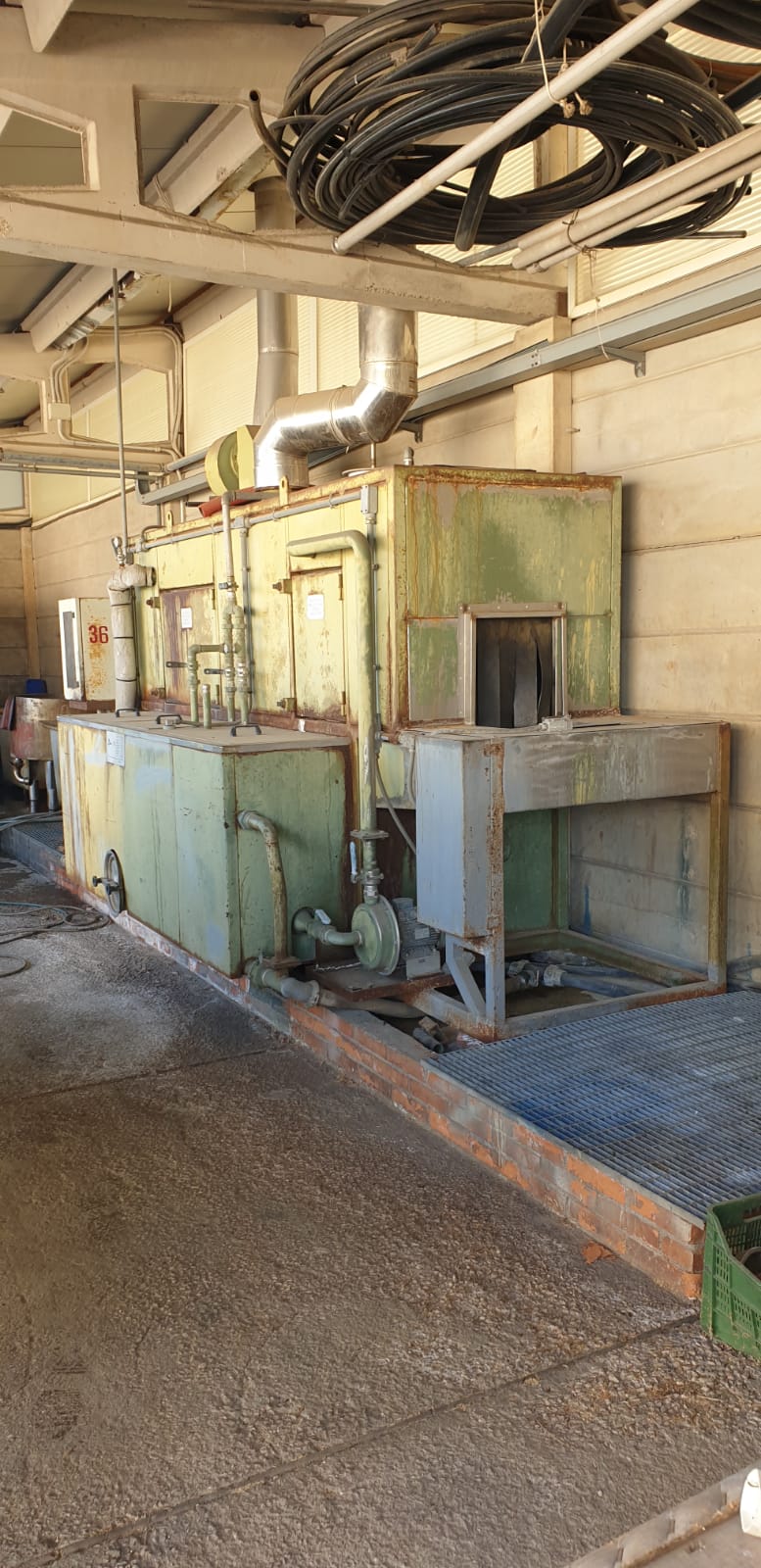 LV DIM. MAX. PEZZI: 35x45x30 cm 